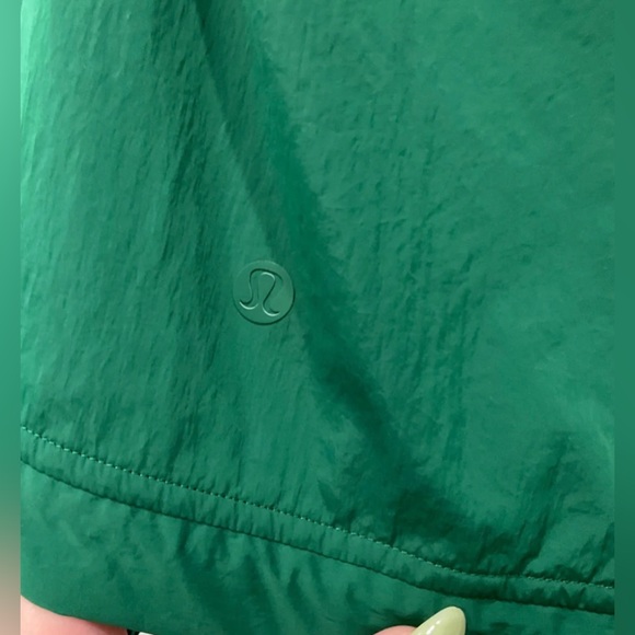 Lululemon Lightweight Hooded Jacket
Everglade Green - Picture 7 of 9